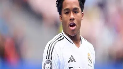 “文体赛事快讯：分类运动通讯，字体坛最新动态”